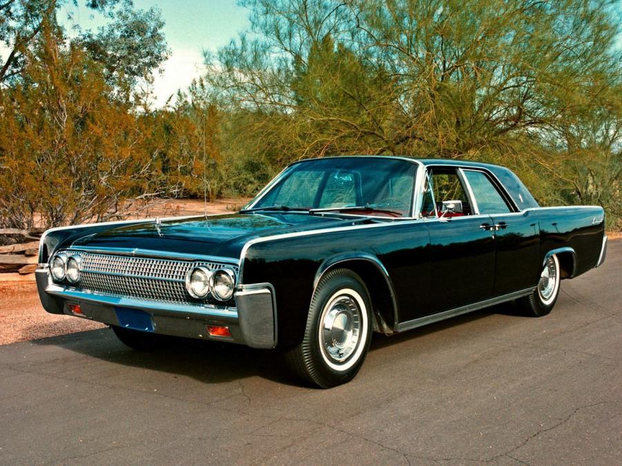  Lincoln Continental Sedan (53A) 1962 года  (фото 14 из 16)